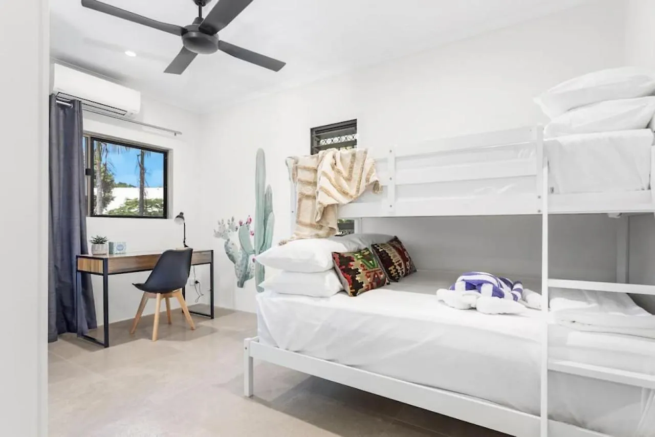 Casa De Playa - Beach Townhouse Holloways Beach 0*,  Australien