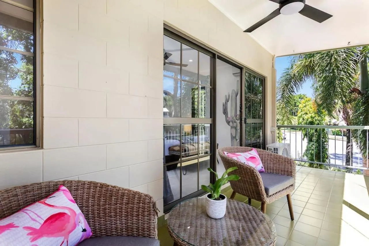 Casa De Playa - Beach Townhouse Holloways Beach Lägenhet
